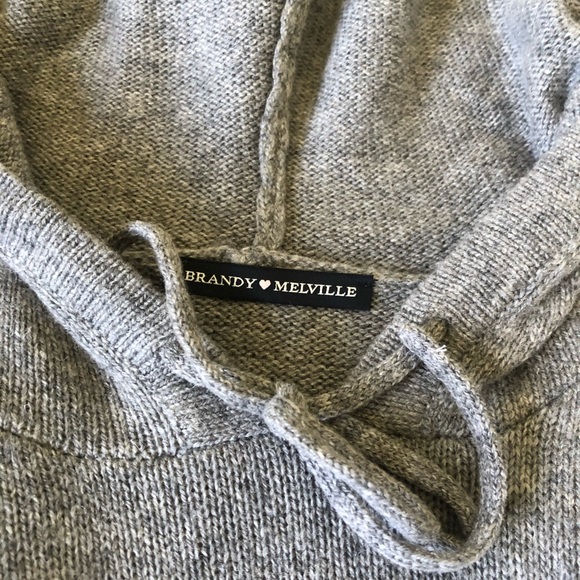 Brandy Melville grey sweater - Picture 3 of 4